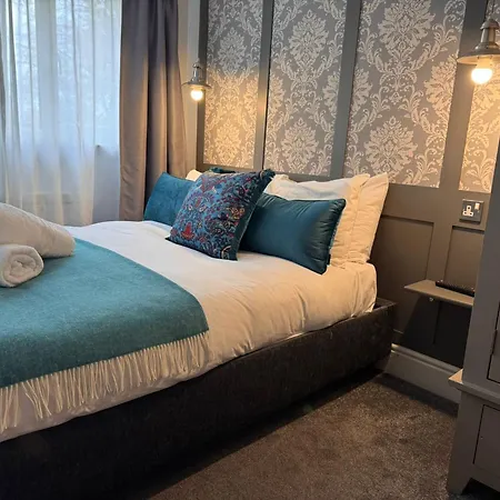 Regency Guest House-3