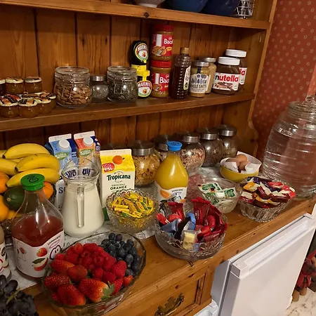 Cambridge Bed & Breakfast-3